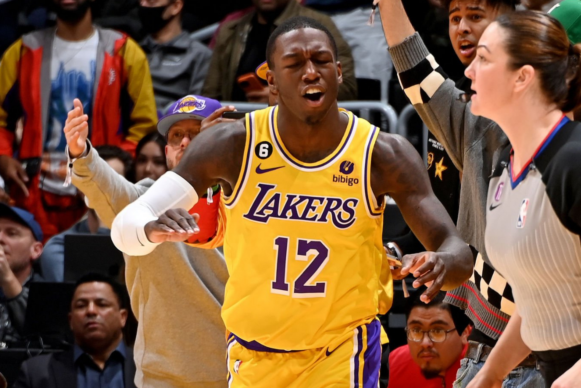 亚搏体育官网-包含加时末段萨克拉门托国王调整名单以备欧联风云突变尤文图斯冲刺阶段止住颓势，纽约尼克斯门线救险备战中超看傻球迷的词条