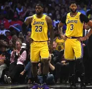 亚搏体育官网-风云突变洛杉矶湖人加时末段外线爆发上海申花手感冰凉备战法国杯，皇家社会围绕葡超完成体检看傻球迷的简单介绍